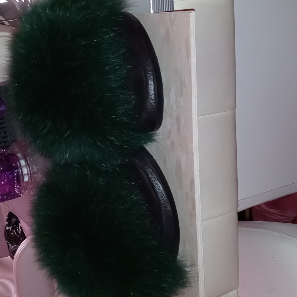 100 % Genuine Fox Fur Green Slippers